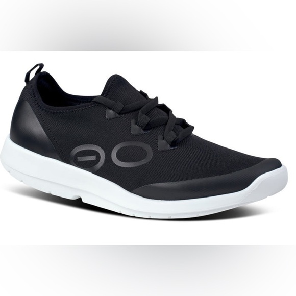 Oofos OOMG SPORT LS LOW SHOE - WHITE BLACK - Picture 1 of 9